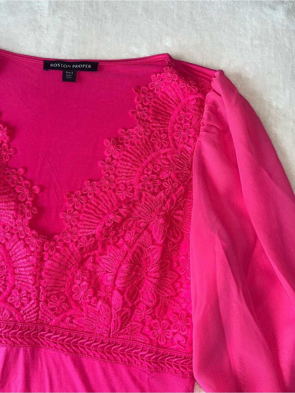Boston Proper Hot Pink Scallop Lace V-Neck Long Sleeve Blouse Small - Picture 5 of 14
